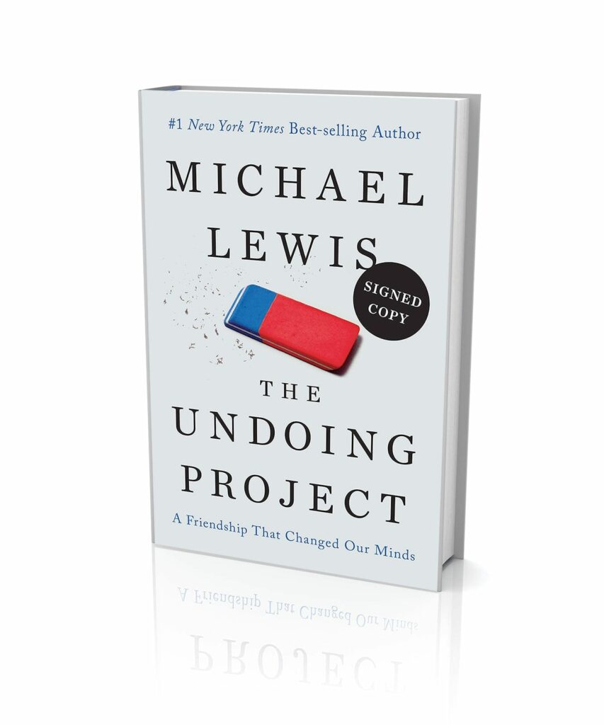 Jos Kahneman kolahtaa, The Undoing Project kertoo, miten hän ja (jo 1990-luvulla kuollut) Amos Tversky päätyivät taloustiedettä mullistaneisiin tutkimustuloksiinsa. Kyse on siis herrojen yhteisestä elämäkerrasta.